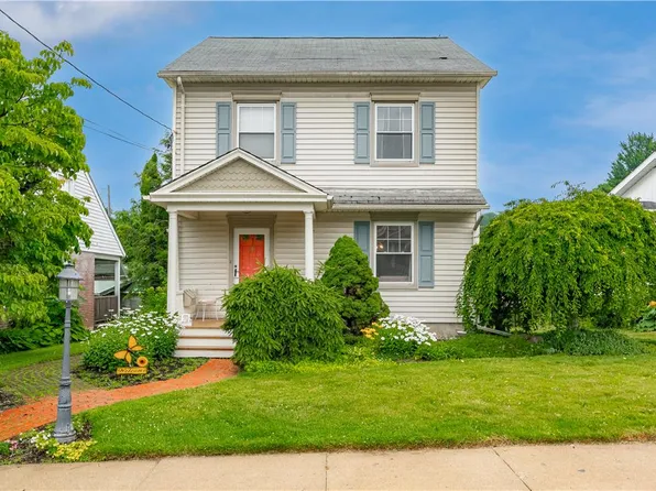 107 N Green St, Nazareth, PA 18064