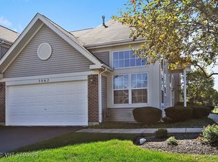 3062 Crystal Rock Rd, Naperville, IL 60564