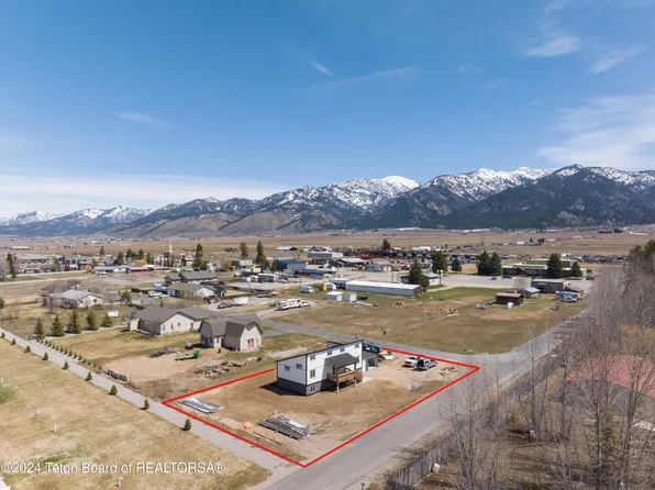 116 Clearview Dr, Etna, WY 83118