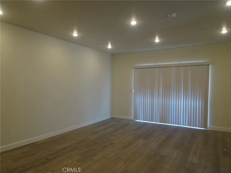 14400 Friar St #207 — Photo 6
