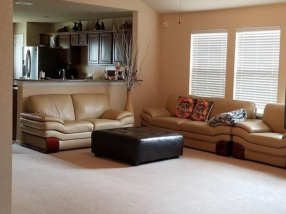 3rd image of 11919 Golden Lodge Ln