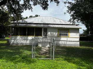 1008 NE 4th St, Mulberry, FL 33860