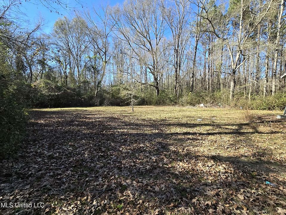 7th image of this home