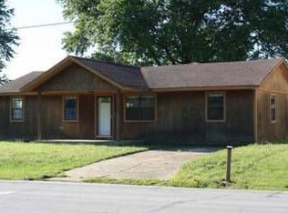 426 W Redwood Ave, Sallisaw, OK 74955