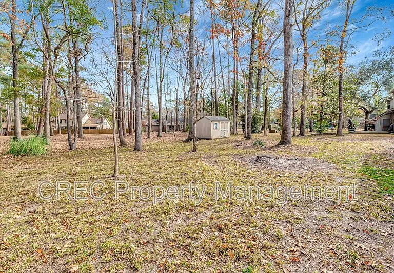 321 Shaftesbury Ln — Photo 30