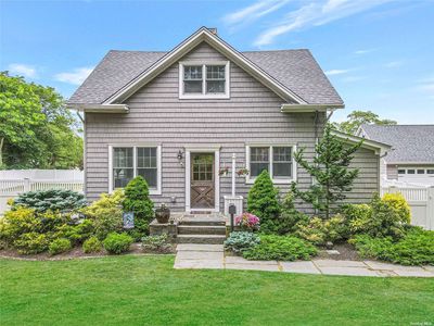 2 Barteau Ave, Blue Point, NY, 11715
