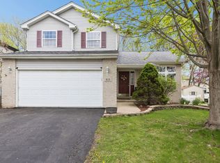623 Wild Indigo Ave, Romeoville, IL 60446