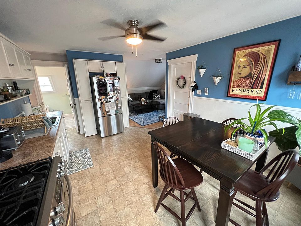 Kitchen & living room