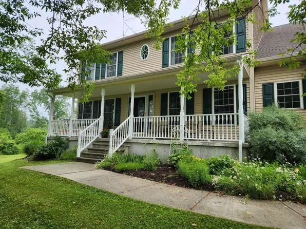 6 Armstrong Rd, Lansing, NY 14882