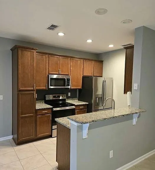 110 Moultrie Village Ln — Photo 3