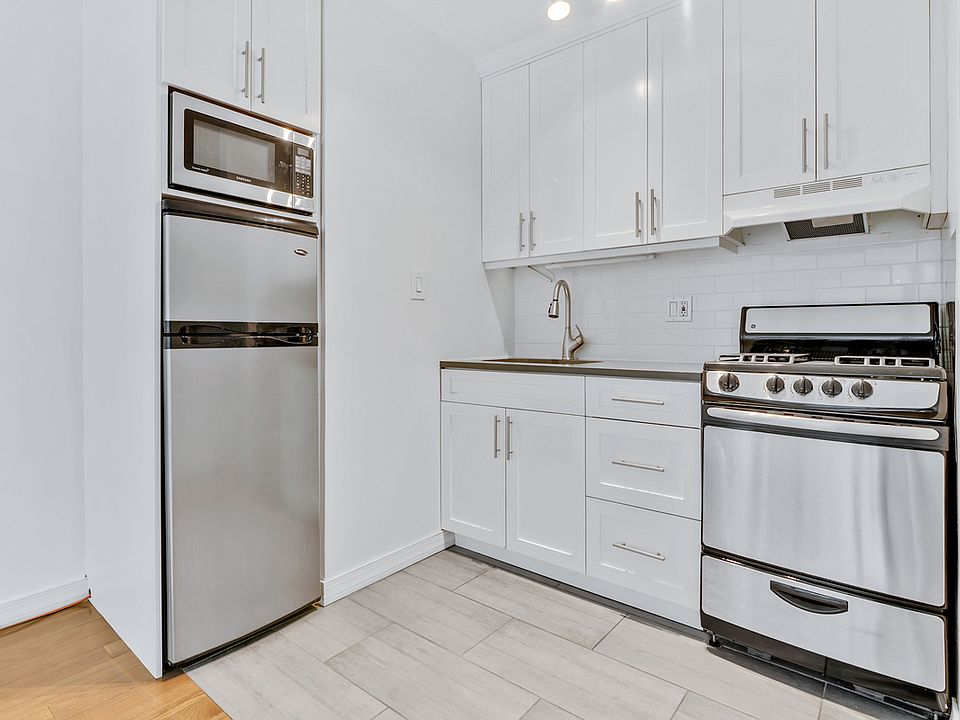 1st image of 320 E 54th St APT 3H