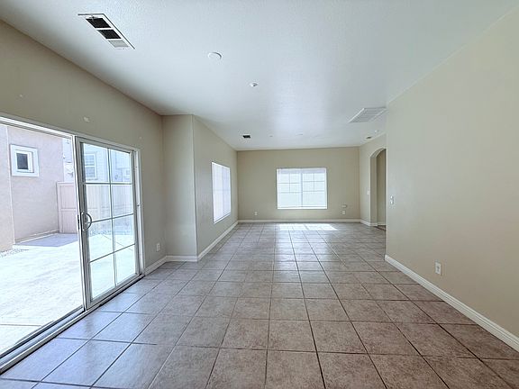 large area for living/dining and family room