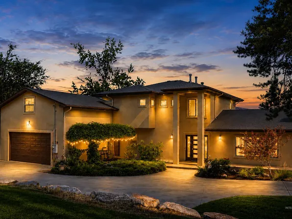 2919 N Tweed Ct, Boise, ID 83702