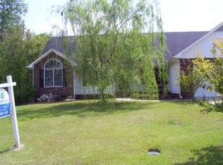 1513 Quail Hollow Ct, Fayetteville, NC 28304