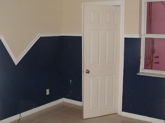 bedroom2