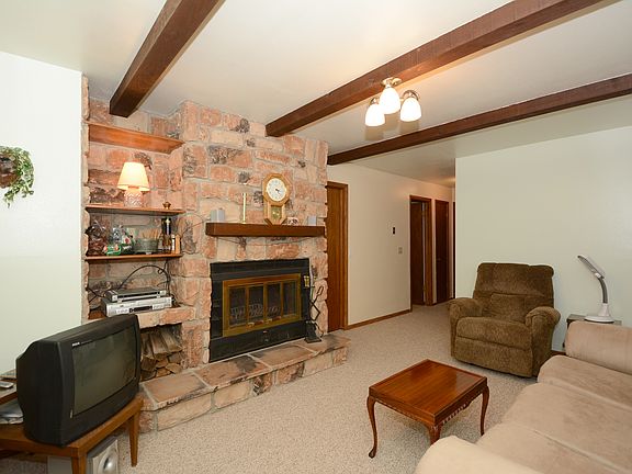Built-Ins/Stone Surround NFP