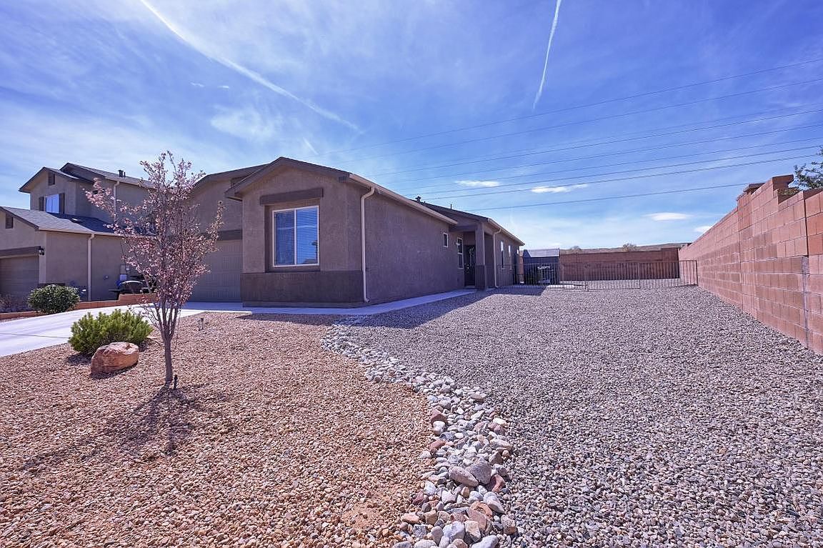 3001 Datum St SW Albuquerque NM 87121 Zillow