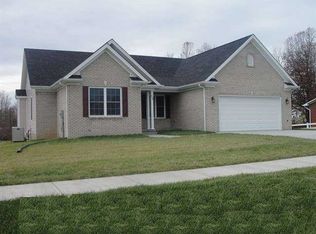 107 Red Hawk Dr, Vine Grove, KY 40175