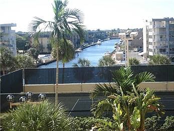 1st image of 290 174th St APT 508