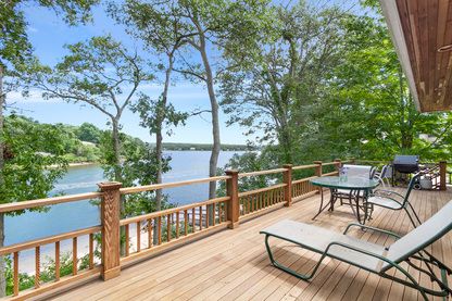  Back Deck Overlooking Water