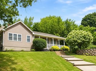 25 Robbins Ave, Dracut, MA 01826