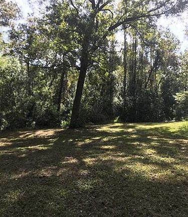 2nd image of 1141 Doves Hollow Ln