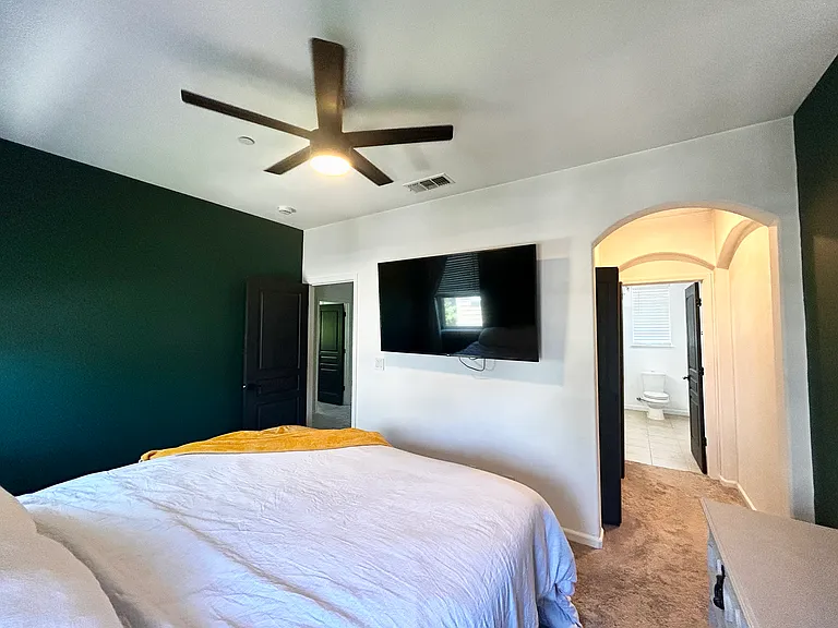 983 Aston Cir — Photo 19
