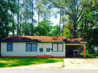 714 E 12th St, Crowley, LA 70526