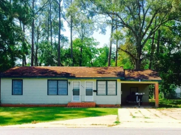 714 E 12th St, Crowley, LA 70526