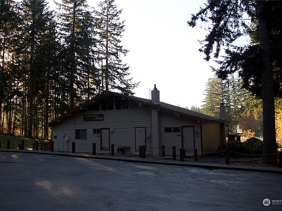 5th image of 7633 Mockingbird Drive SE