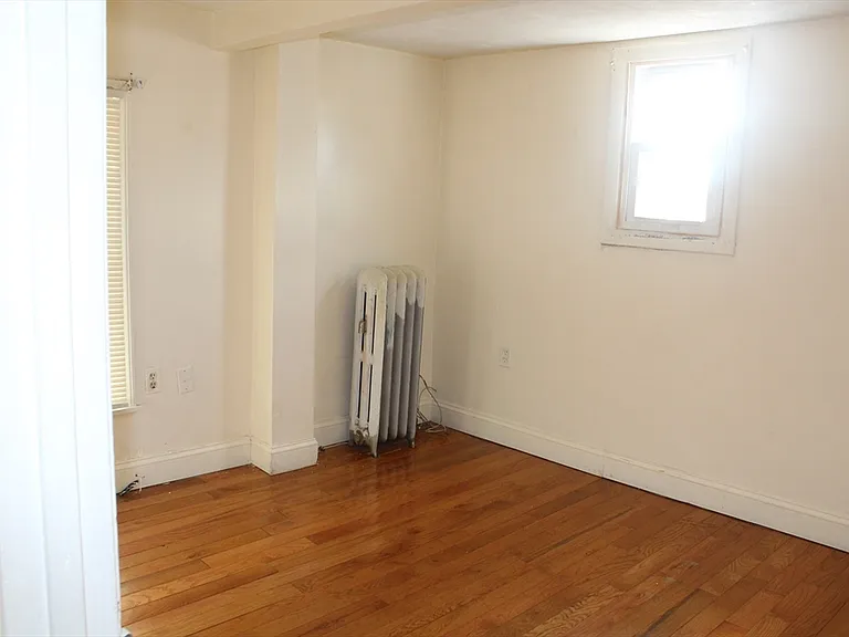 38 Fiske Ave #1 — Photo 6
