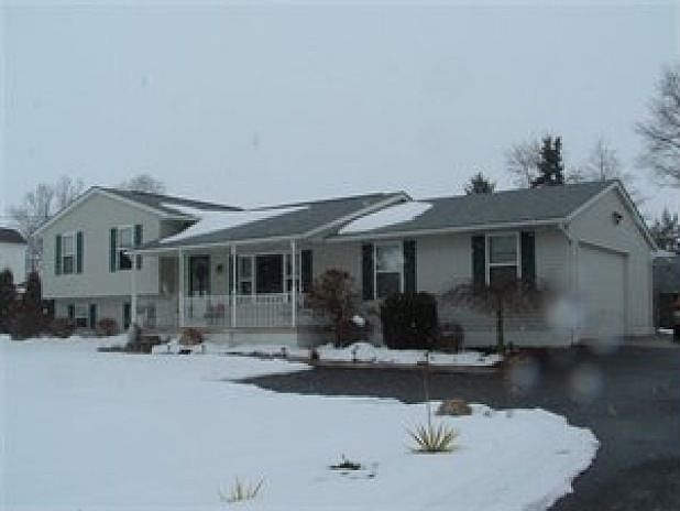 1st image of 1609 W High St