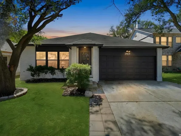 3909 Davenport, Schertz, TX 78154