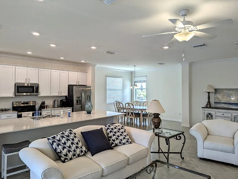 923 Tidewater Shores Loop — Photo 9