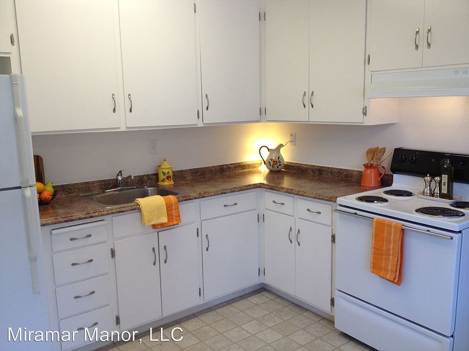 1st image of 3725 Miramar Way APT 5