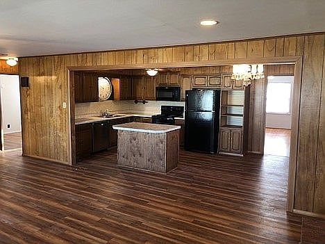 Wide open living and kitchen