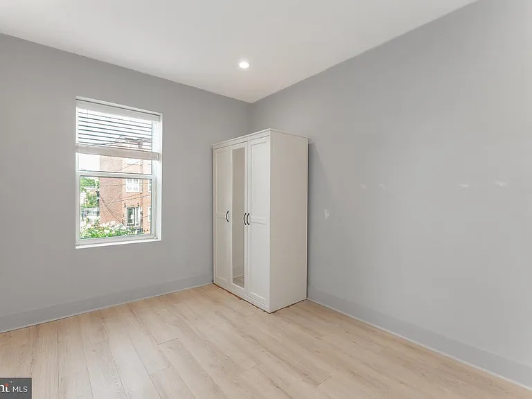 839 Kennedy St NW #204 — Photo 9