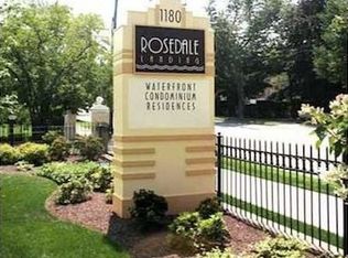 1180 Narragansett Blvd APT H1, Cranston, RI 02905