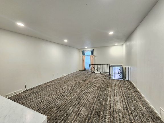 3rd image of 832 S Waterleaf Pl #832