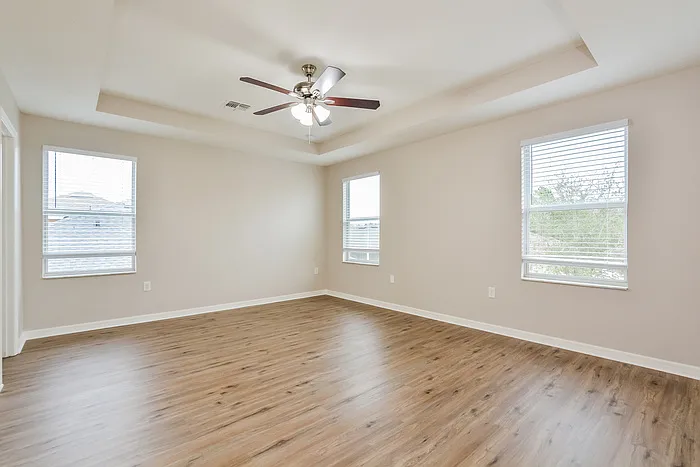 3941 Heathcote Dr — Photo 10