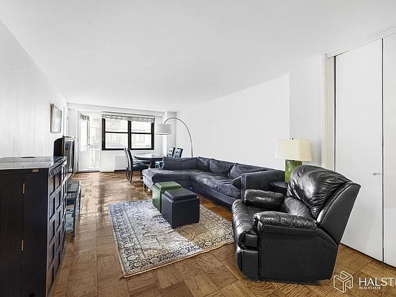 2nd image of 401 E 89th St APT 6M