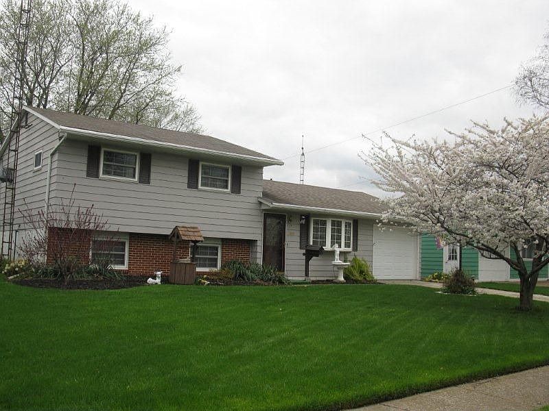 1st image of 2805 N Bayview Ln