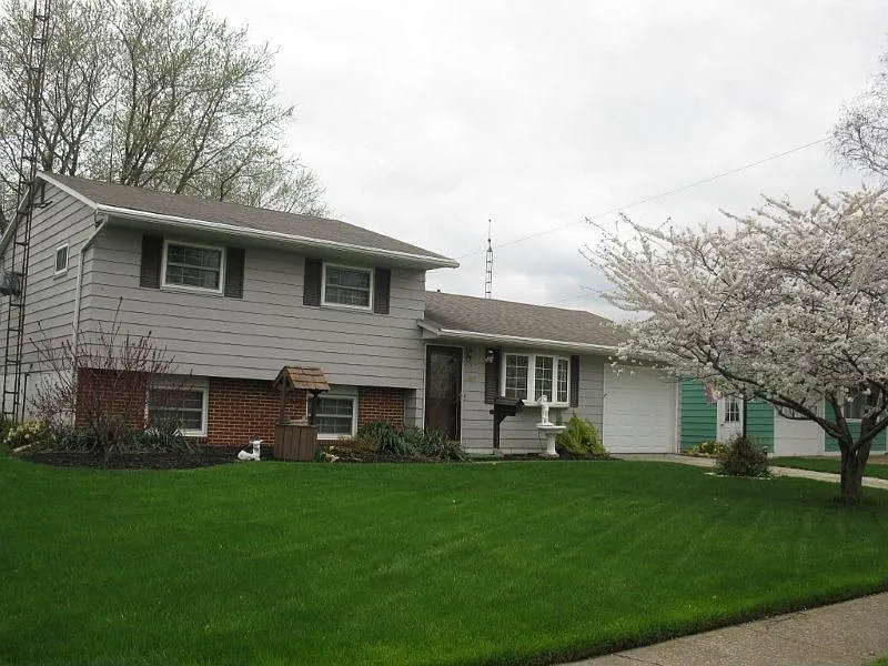 2805 N Bayview Ln photo 1