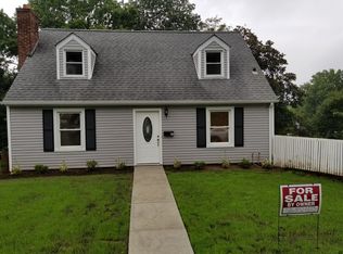 25 Byrd St, Glen Cove, NY 11542