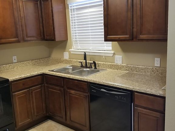 2nd image of 4078 N Sunflower Cir