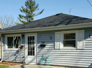 326 Palmer St, Waukesha, WI 53188