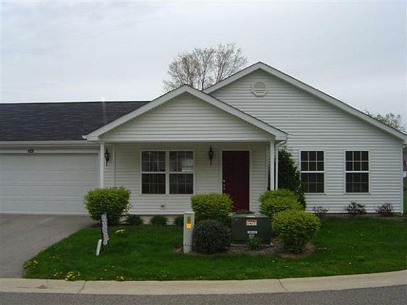 2nd image of 335 Nantucket Dr