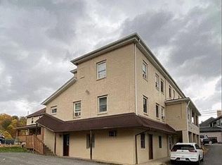7 Grant St APT 1, Morgan, PA 15064