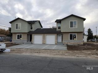 1112 4th Ave E, Twin Falls, ID 83301