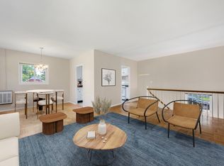 3624 Valley Dr, Alexandria, VA 22302